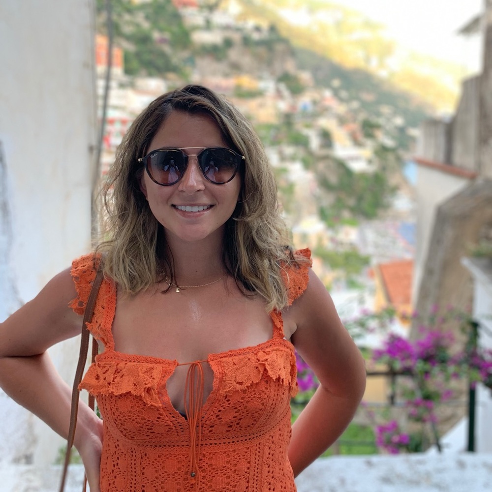 Meet your Posher, Alessandra